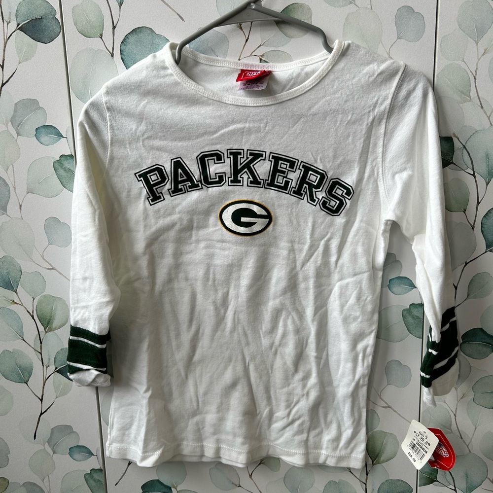 Women’s Packers t-shirt